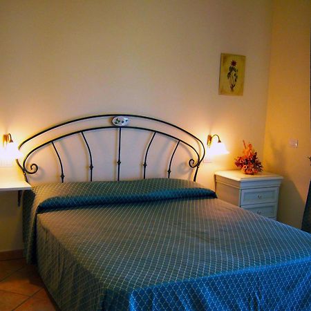 Casa Vacanze Patrizia Montefiore dellʼAso Kamer foto