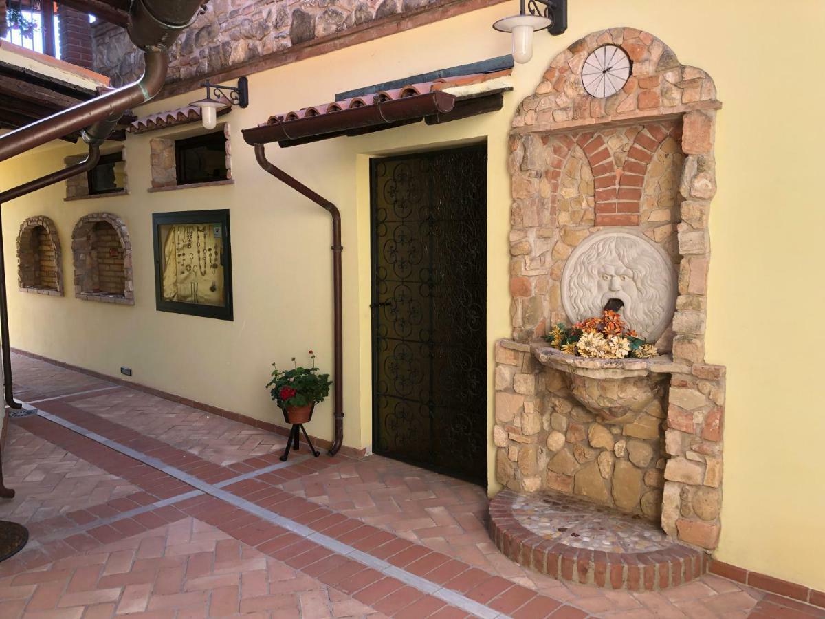 Casa Vacanze Patrizia Montefiore dellʼAso Buitenkant foto